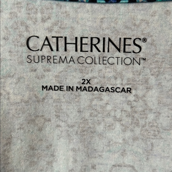 Catherines Navy and Teal Top 2x - Picture 3 of 7